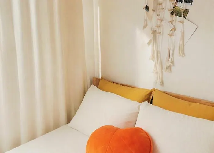 New Open! In Grace Hanna Stay, Seoul, Shillim Station 2mins, Airport Bus 2mins, Gangnam Hongik Unv' 20mins B&B *