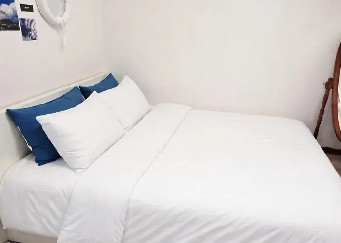 B&B New Open! In Grace Hanna Stay, Seoul, Shillim Station 2mins, Airport Bus 2mins, Gangnam Hongik Unv' 20mins 서울특별시