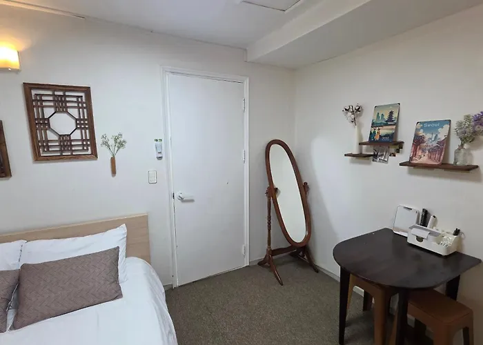 New Open! In Grace Hanna Stay, Seoul, Shillim Station 2mins, Airport Bus 2mins, Gangnam Hongik Unv' 20mins B&B 서울특별시