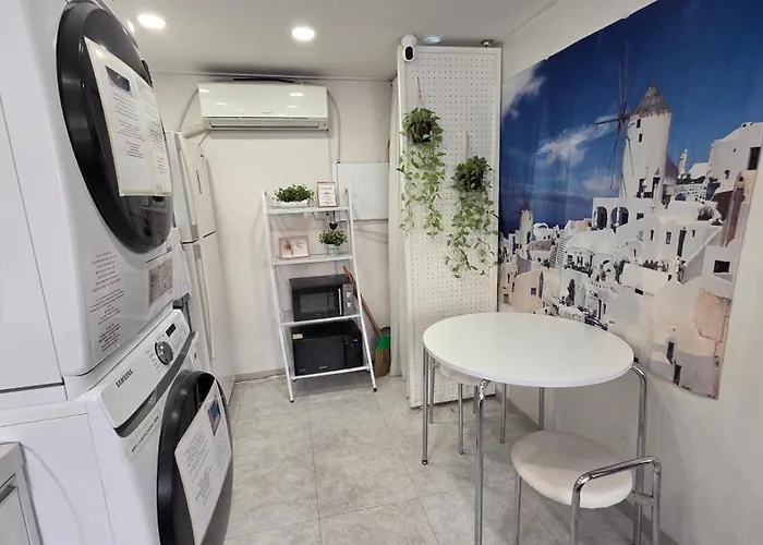 New Open! In Grace Hanna Stay, Seoul, Shillim Station 2mins, Airport Bus 2mins, Gangnam Hongik Unv' 20mins B&B 서울특별시