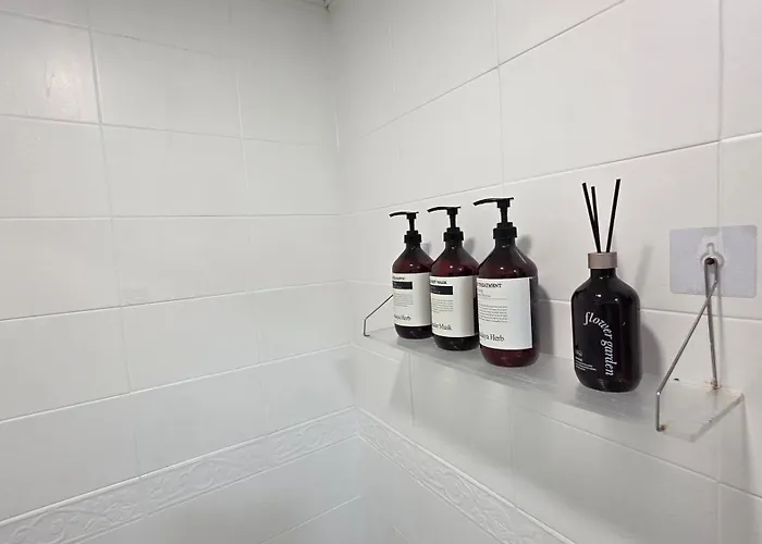 B&B New Open! In Grace Hanna Stay, Seoul, Shillim Station 2mins, Airport Bus 2mins, Gangnam Hongik Unv' 20mins 서울특별시